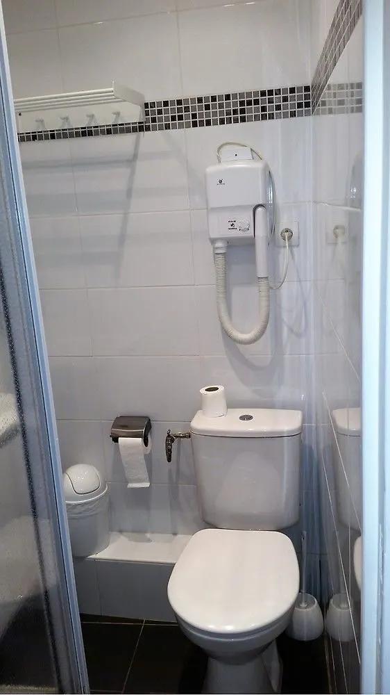 La Perle Montparnasse Hotel 2*